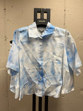 Load image into Gallery viewer, Printed Short Sleeved Shirt
