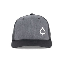 Load image into Gallery viewer, Leaf Trucker Hat
